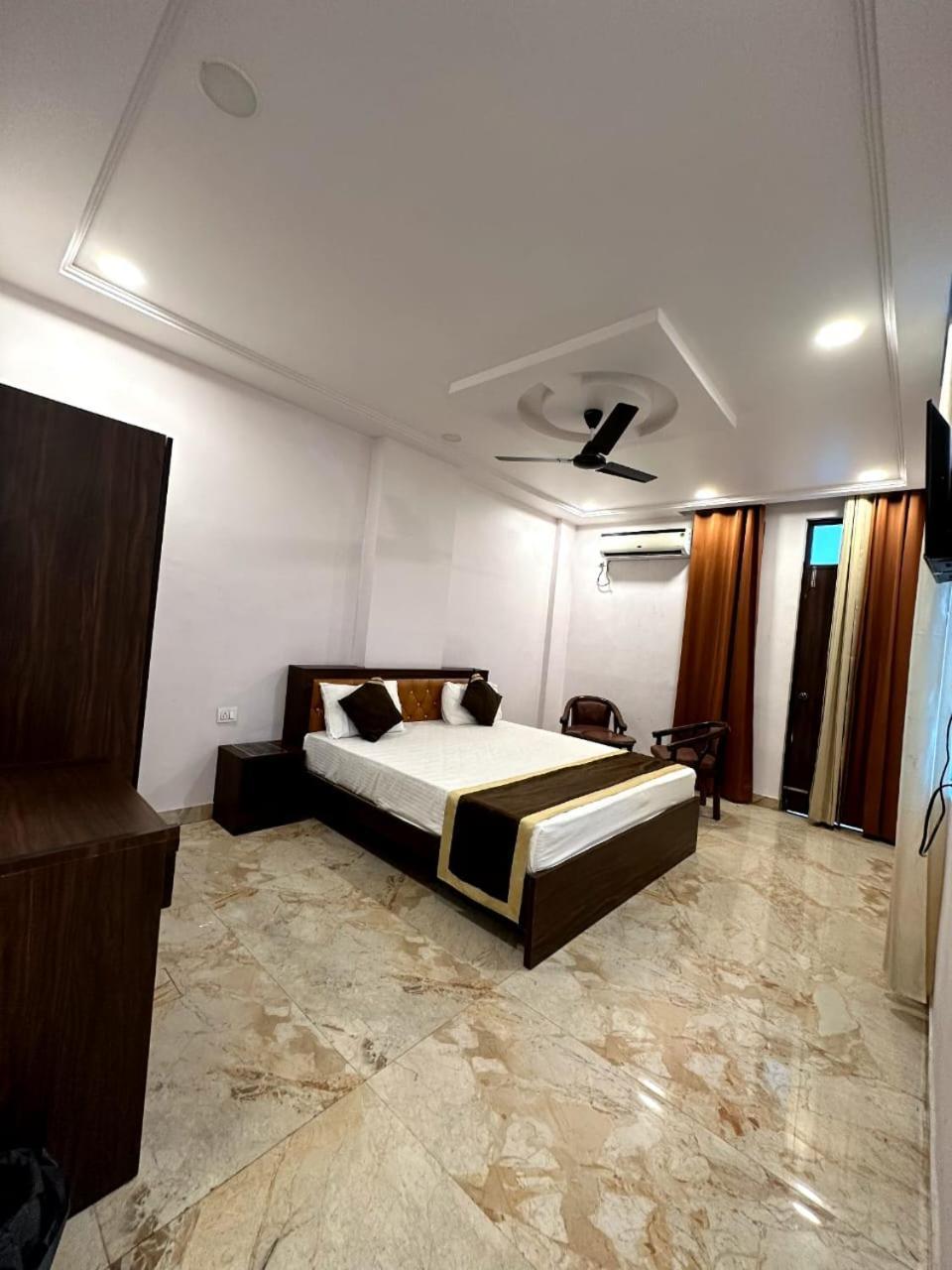 Grand Pearl Hotel & Banquet Lucknow Dış mekan fotoğraf